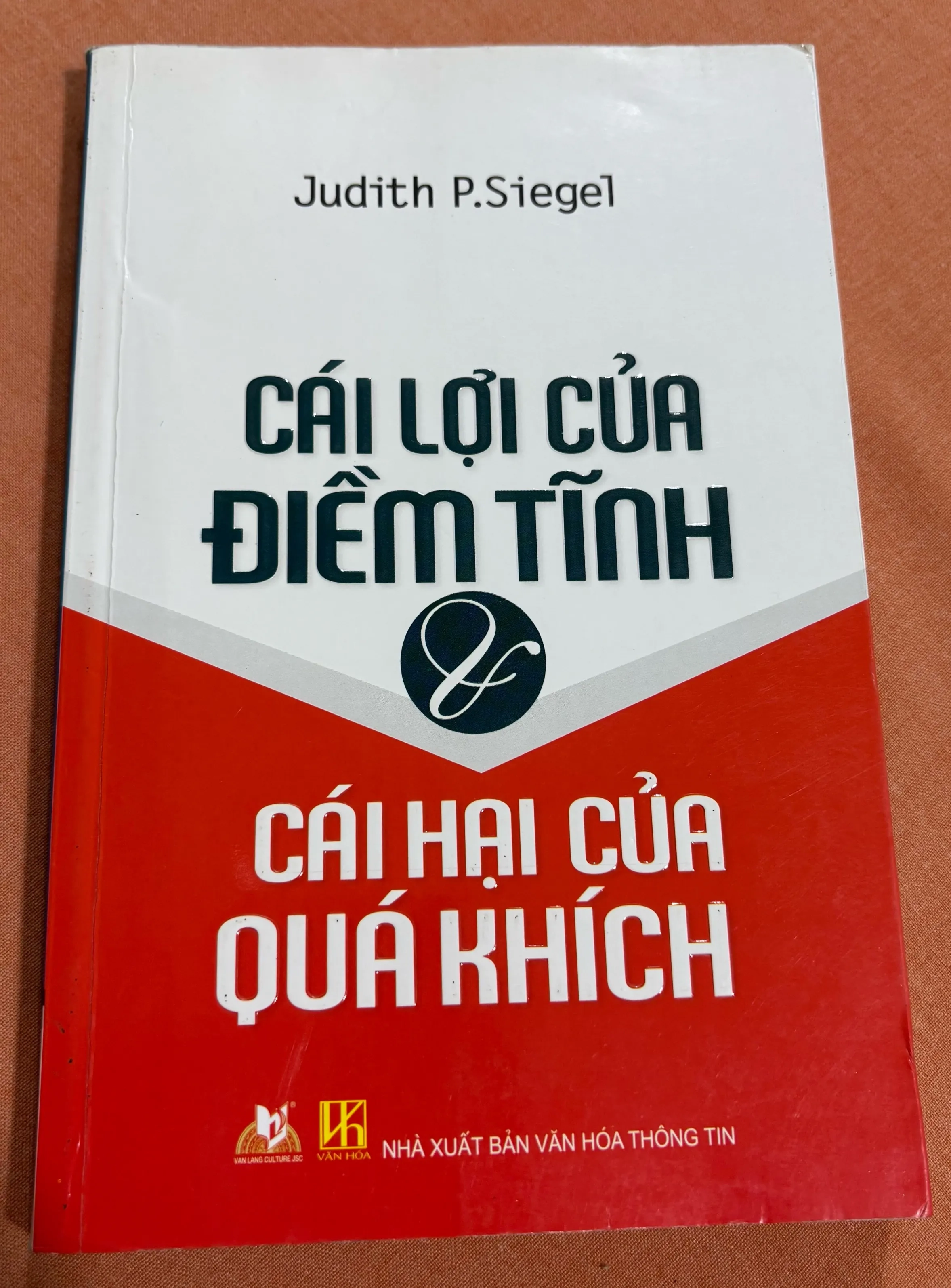 Cái lợi của điềm tĩnh & cái hại của quá khích 🌊 by  - Sách Book Cover - Ngọc Hiển Books
