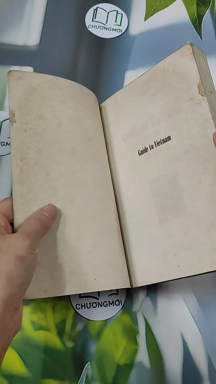 [XƯA] Guide to Vietnam (1994) - John R. Jones 754528