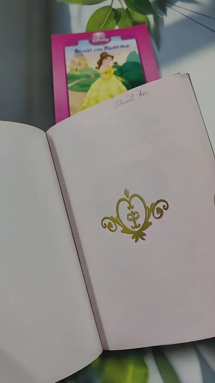 Combo Truyện Màu Cổ Tích Walt Disney: Bạch Tuyết Và Bảy Chú Lùn, Bí Mật Của Người Đẹp 715657