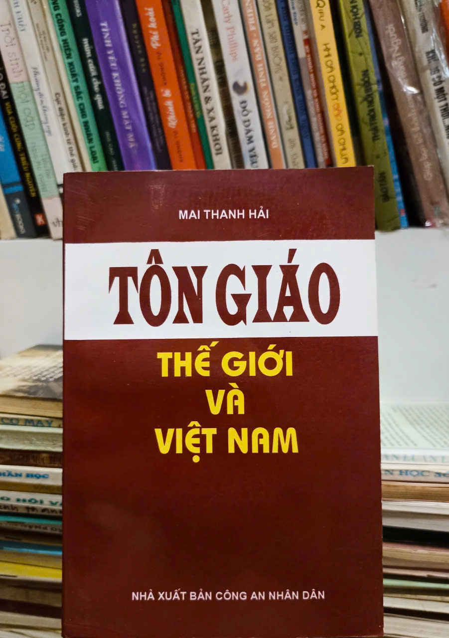 TÔN GIÁO THẾ GIỚI VÀ VIỆT NAM - MAI THANH HẢI by  - Sách Book Cover - Ngọc Hiển Books