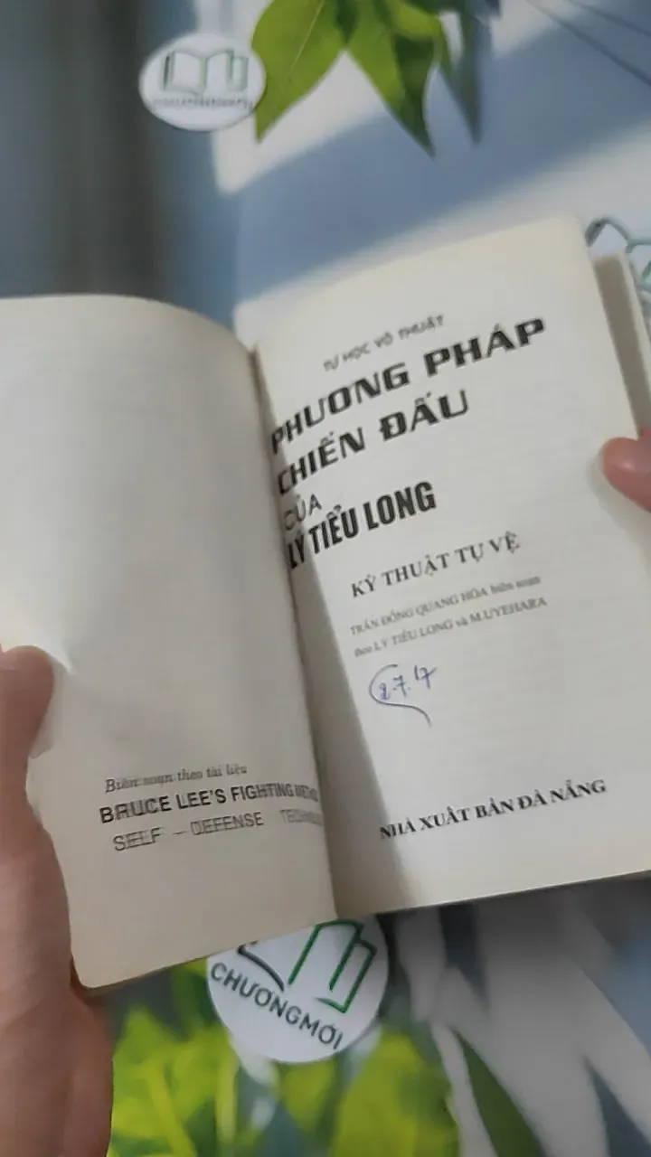 Phương Pháp Chiến Đấu Của Lý Tiểu Long - Kỹ Thuật Tự Vệ - Trần Đông Quang Hòa 780862