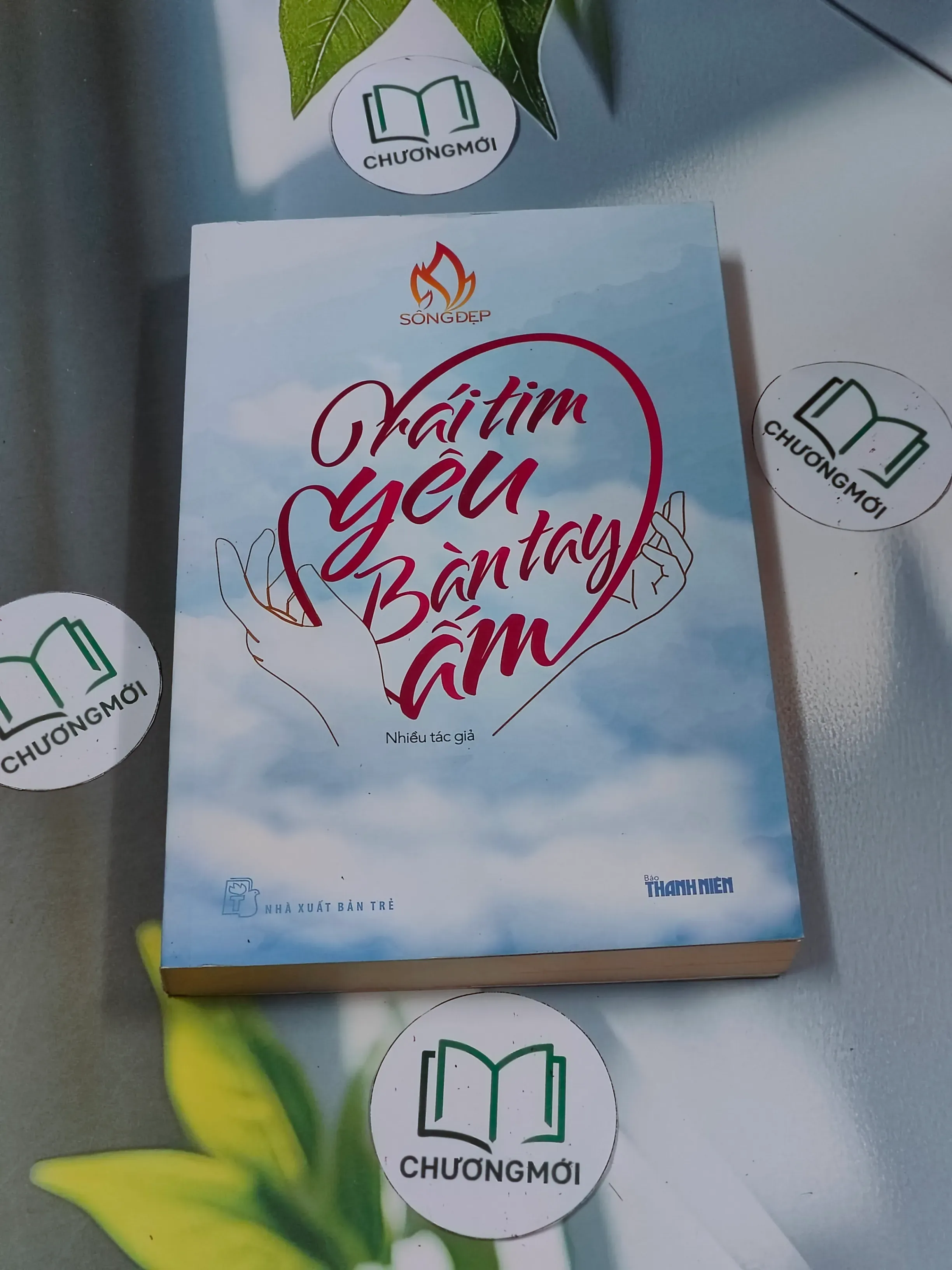 [MIỄN PHÍ BỌC SÁCH] Trái tim yêu Bàn tay ấm