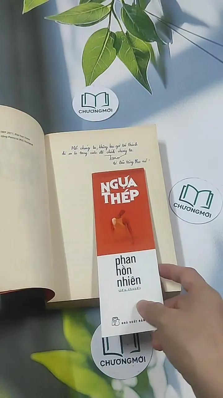 Ngựa thép - Phan Hồn Nhiên 694996