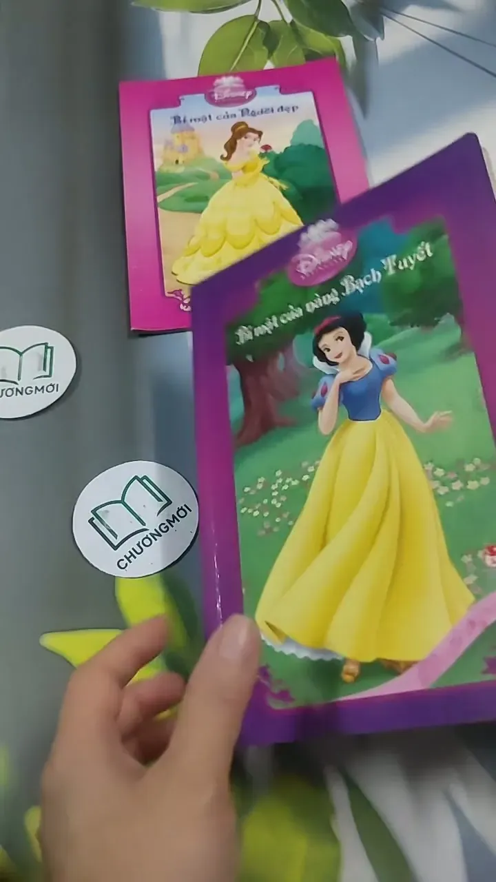 Combo Truyện Màu Cổ Tích Walt Disney: Bạch Tuyết Và Bảy Chú Lùn, Bí Mật Của Người Đẹp 715657