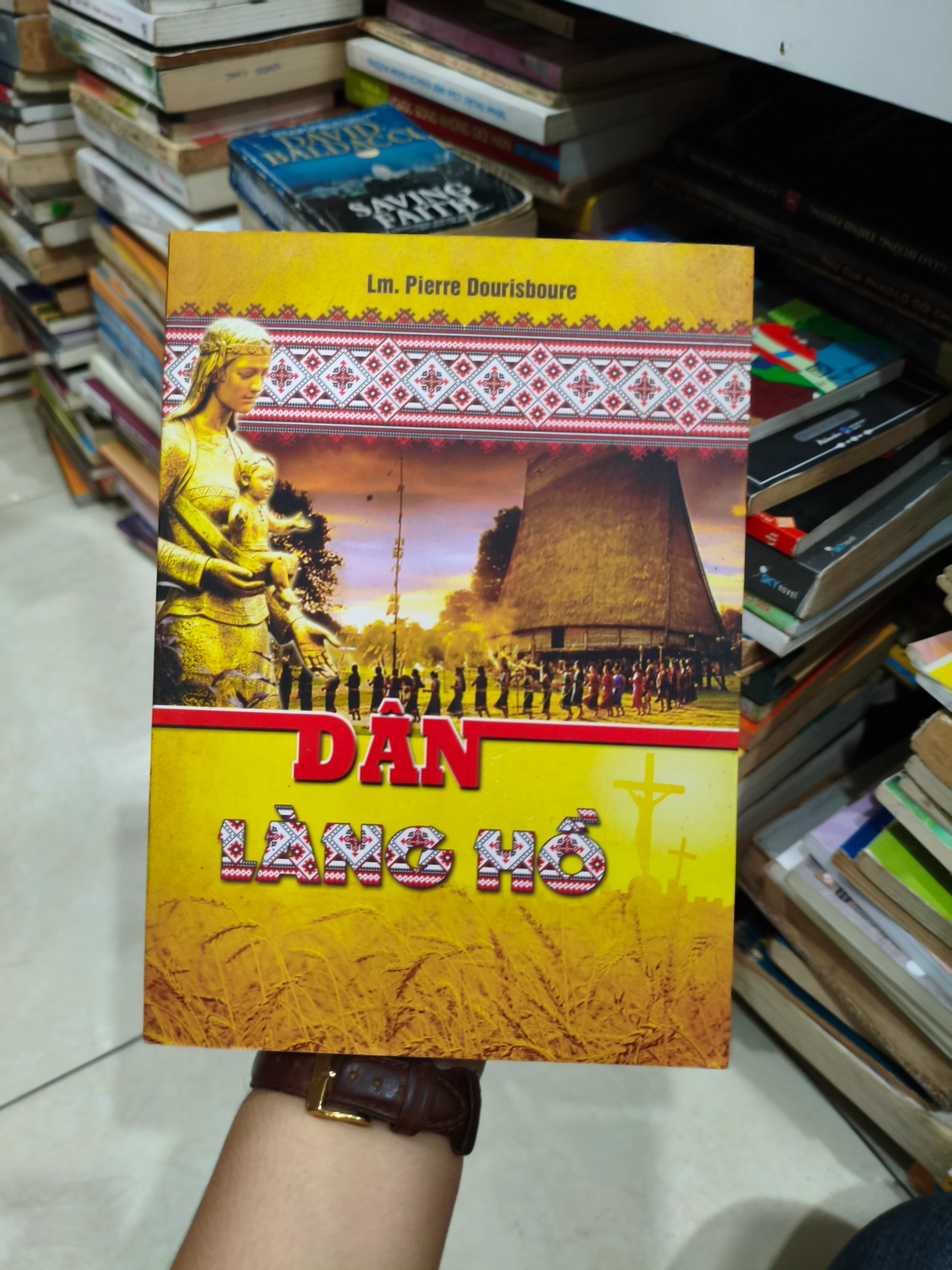 Dân làng hồ 🌱 by  - Sách Book Cover - Ngọc Hiển Books