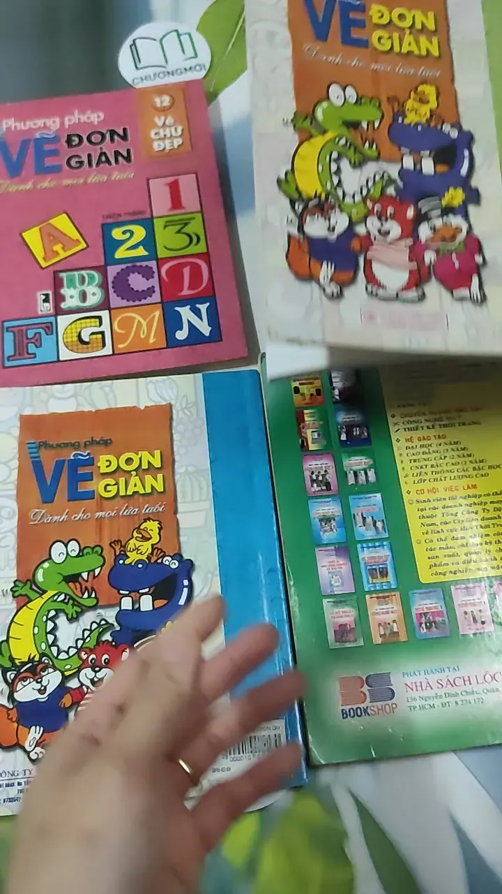 Combo Phương Pháp Vẽ Đơn Giản: Vật Dụng, Người, Chữ, Trang Phục - Thiên Thanh 780871