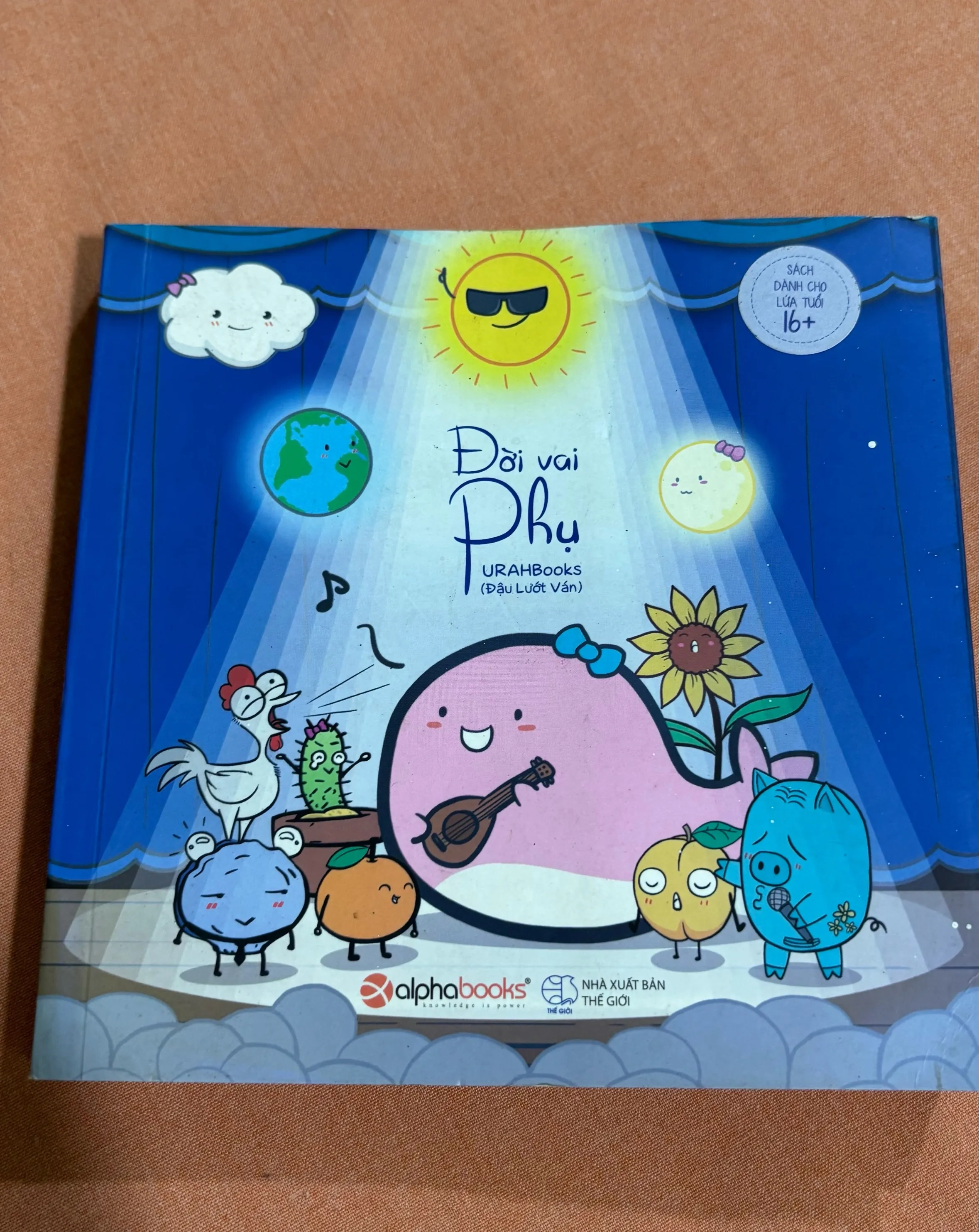 Đời vai phụ 🌊 by  - Sách Book Cover - Ngọc Hiển Books