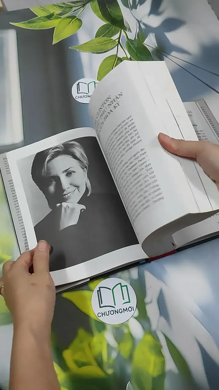 [MIỄN PHÍ BỌC SÁCH] Hồi Ký Hillary Clinton: Living History - Hillary Rodham Clinton 750798