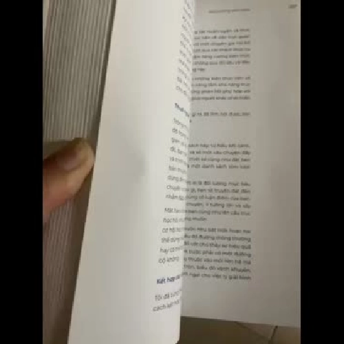 Kể chuyện thông qua dữ liệu (Storytelling with Data) của Cole Nussbaumer Knaflic