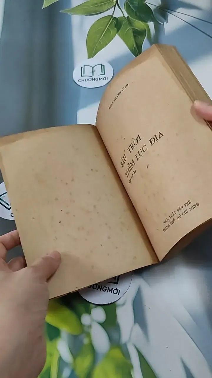 Bầu Trời Thềm Lục Địa - Trần Thanh Giao 713829