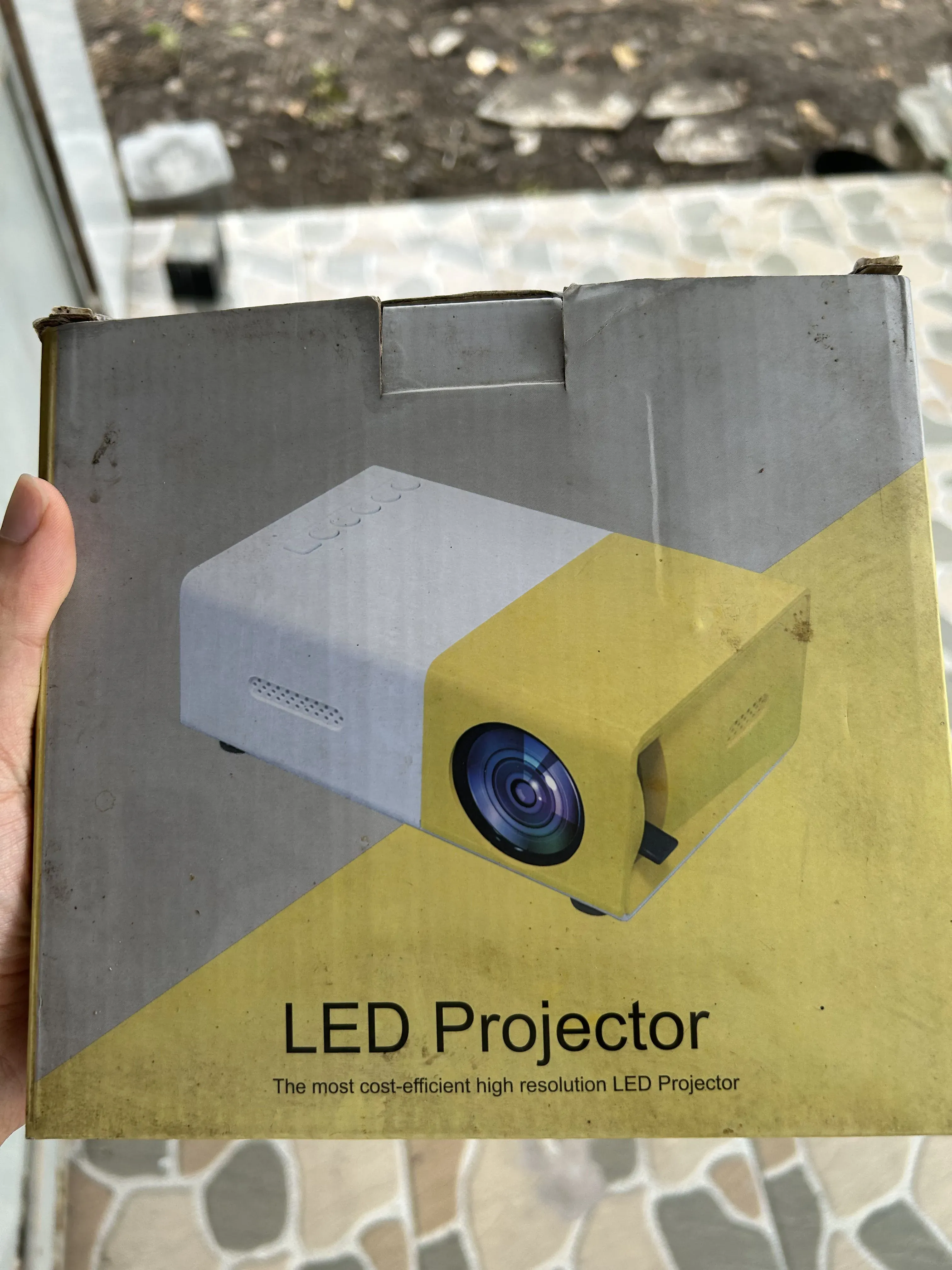 Máy chiếu mini YG 300 (như mới) 977089