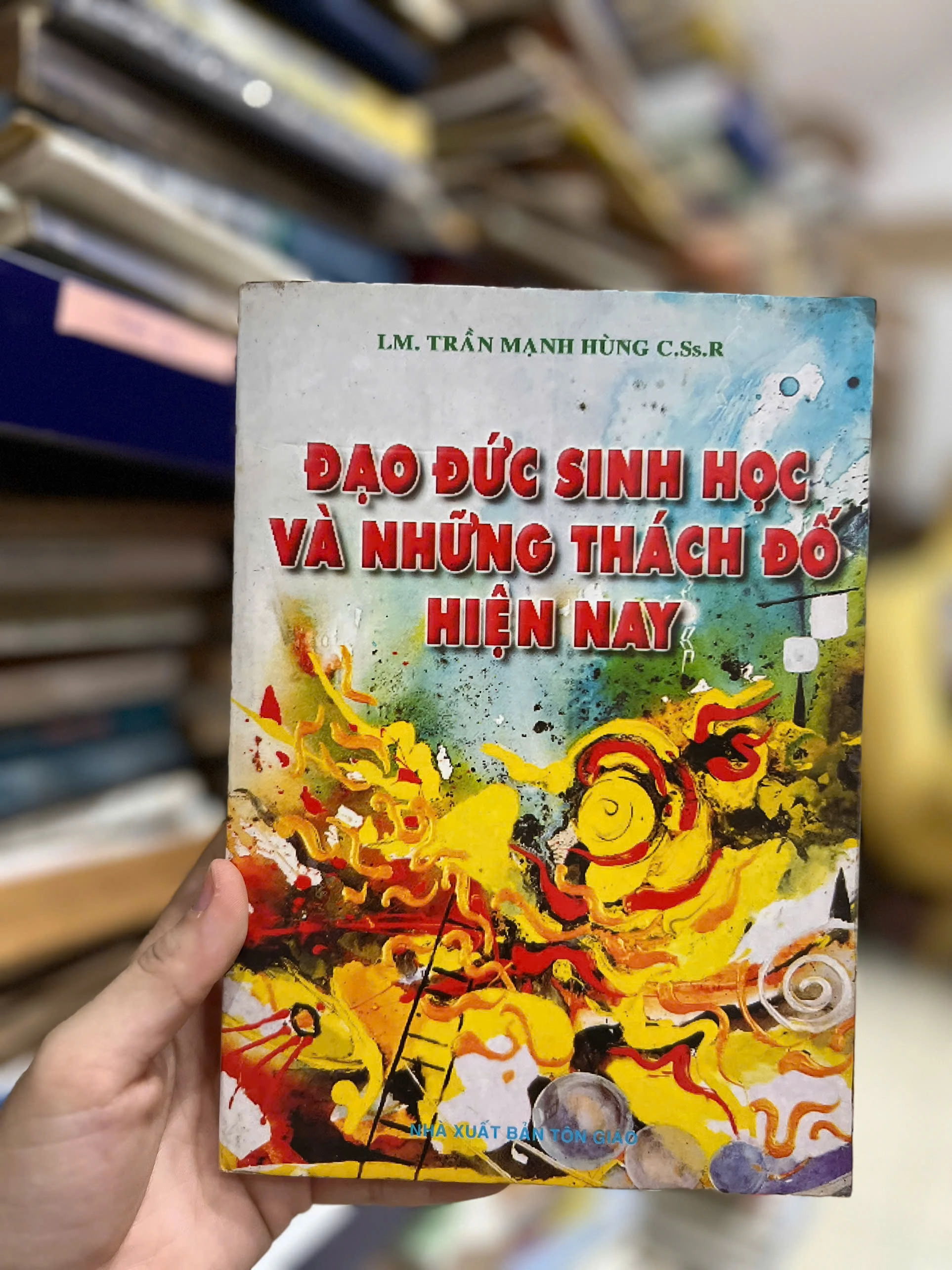 Đạo đức sinh học & những thách đố hiện nay by Trần Mạnh Hùng - Sách Book Cover - Ngọc Hiển Books
