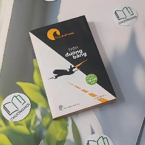 Trên Đường Băng - Tony Buổi Sáng