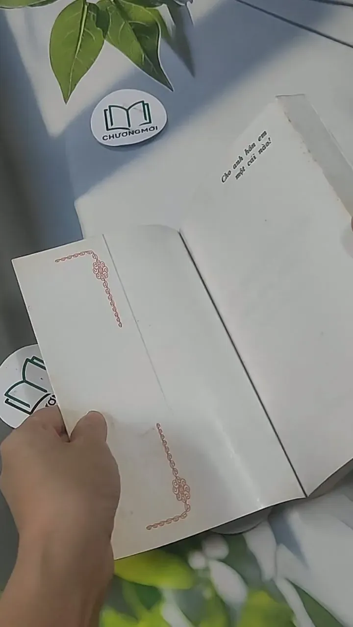 Cho Anh Hôn Em Một Cái Nào! - Tiểu Dao Thán 705550