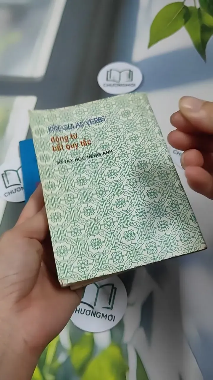Combo Sổ Tay: Chính Tả Văn Phạm Tiếng Anh, Động Từ Bất Quy Tắc (Sách Bỏ Túi) 727303