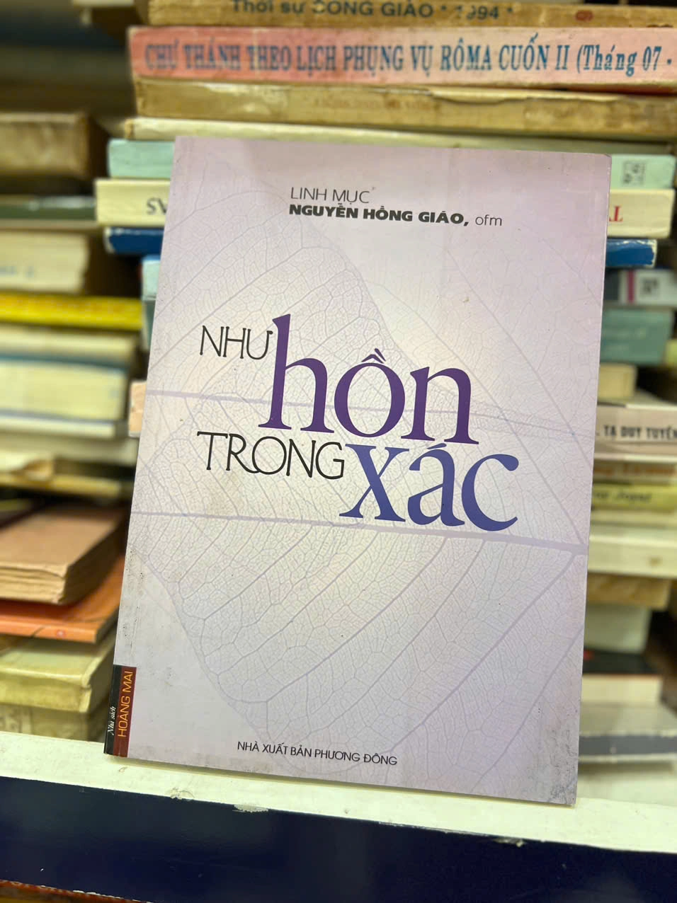 Như Hồn Trong Xác by  - Sách Book Cover - Ngọc Hiển Books