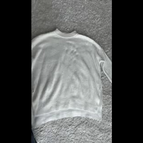 Áo len trắng HM size XS form rộng 