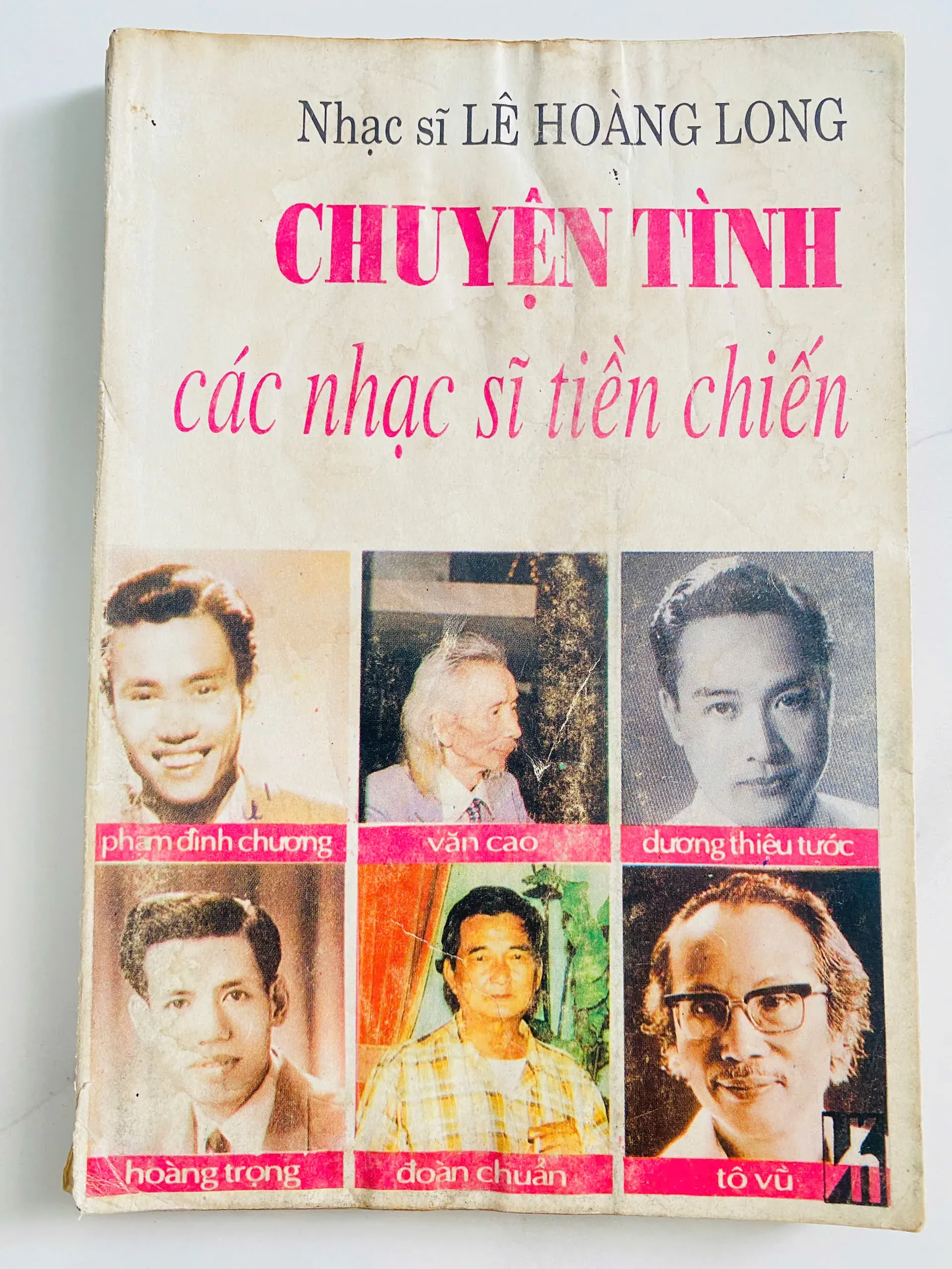 Chuyện Tình Các Nhạc Sĩ Tiền Chiến by  - Sách Book Cover - Ngọc Hiển Books
