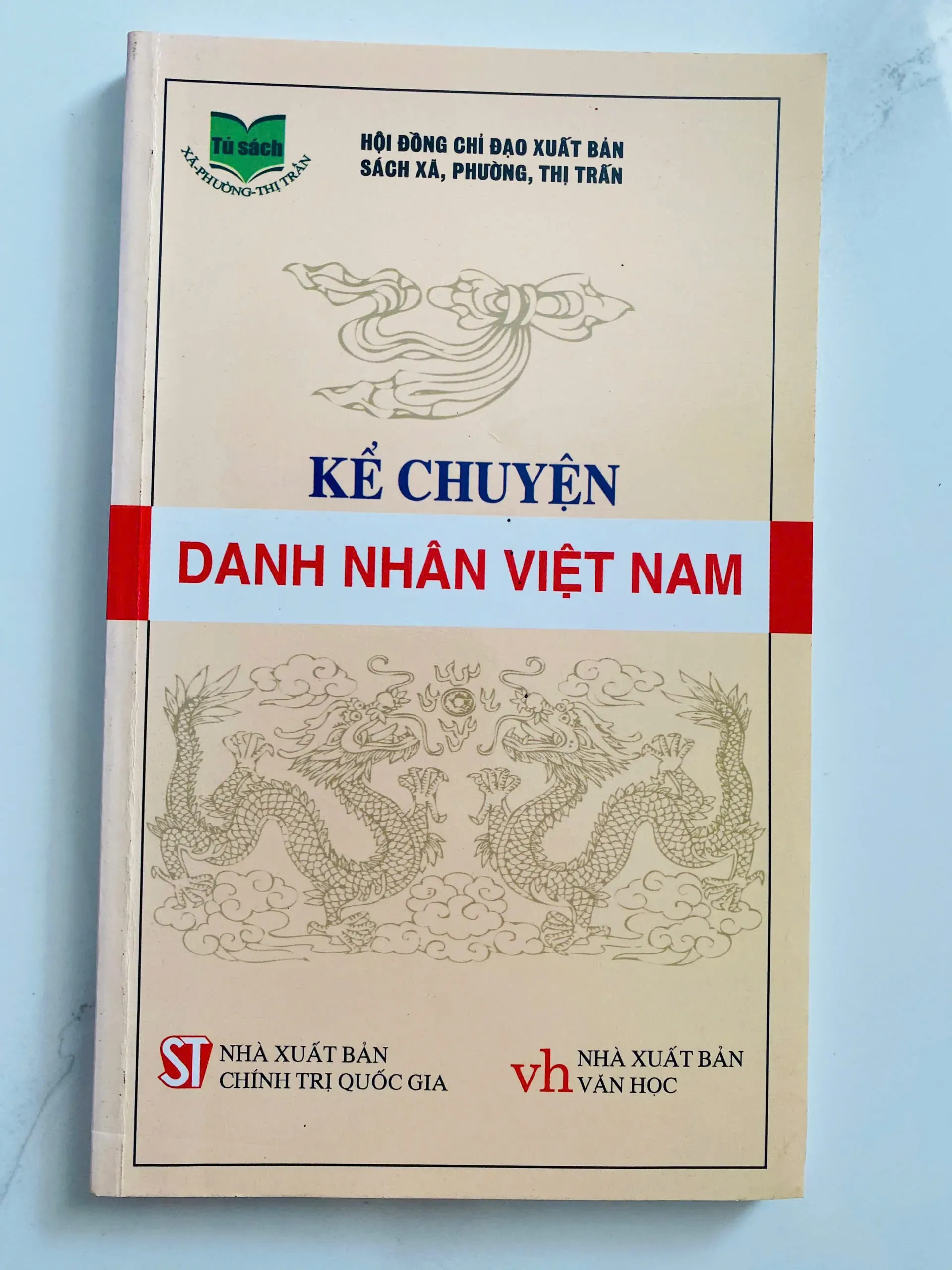 Kể Chuyện Danh Nhân Việt Nam by  - Sách Book Cover - Ngọc Hiển Books