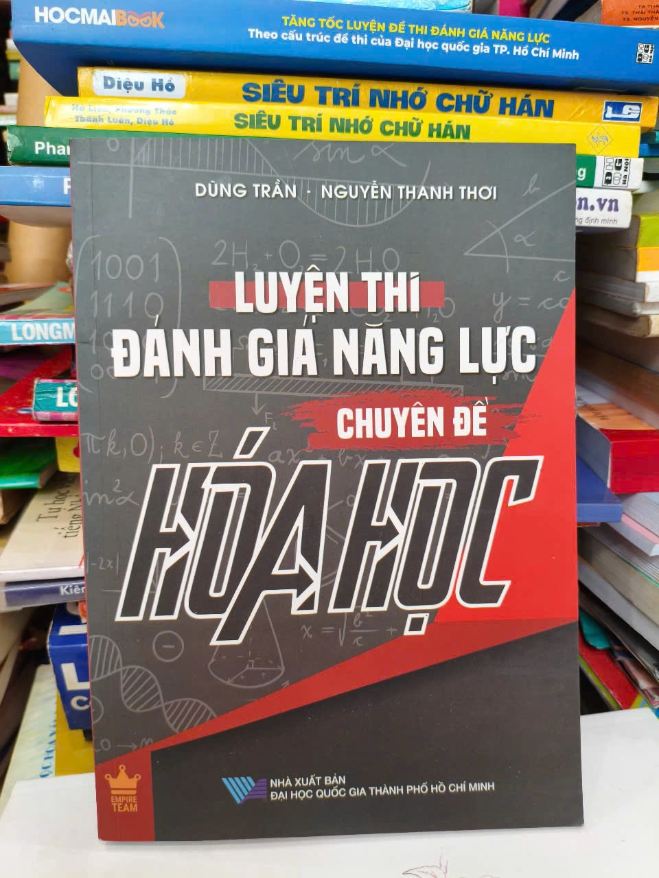 Luyện thi đgnl chuyên đề Hóa học by  - Sách Book Cover - Ngọc Hiển Books