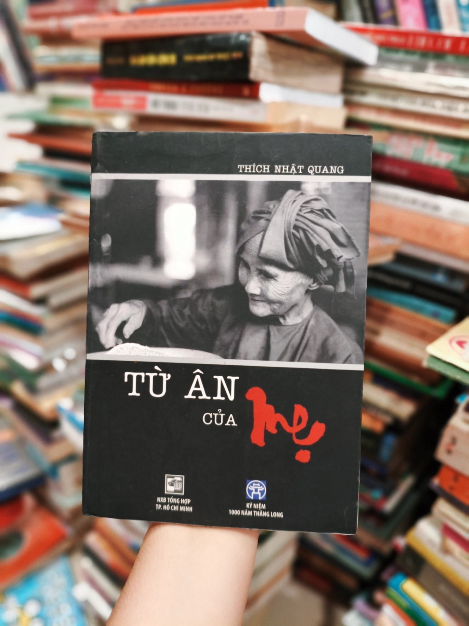 Từ ân của mẹ 🌱 by  - Sách Book Cover - Ngọc Hiển Books