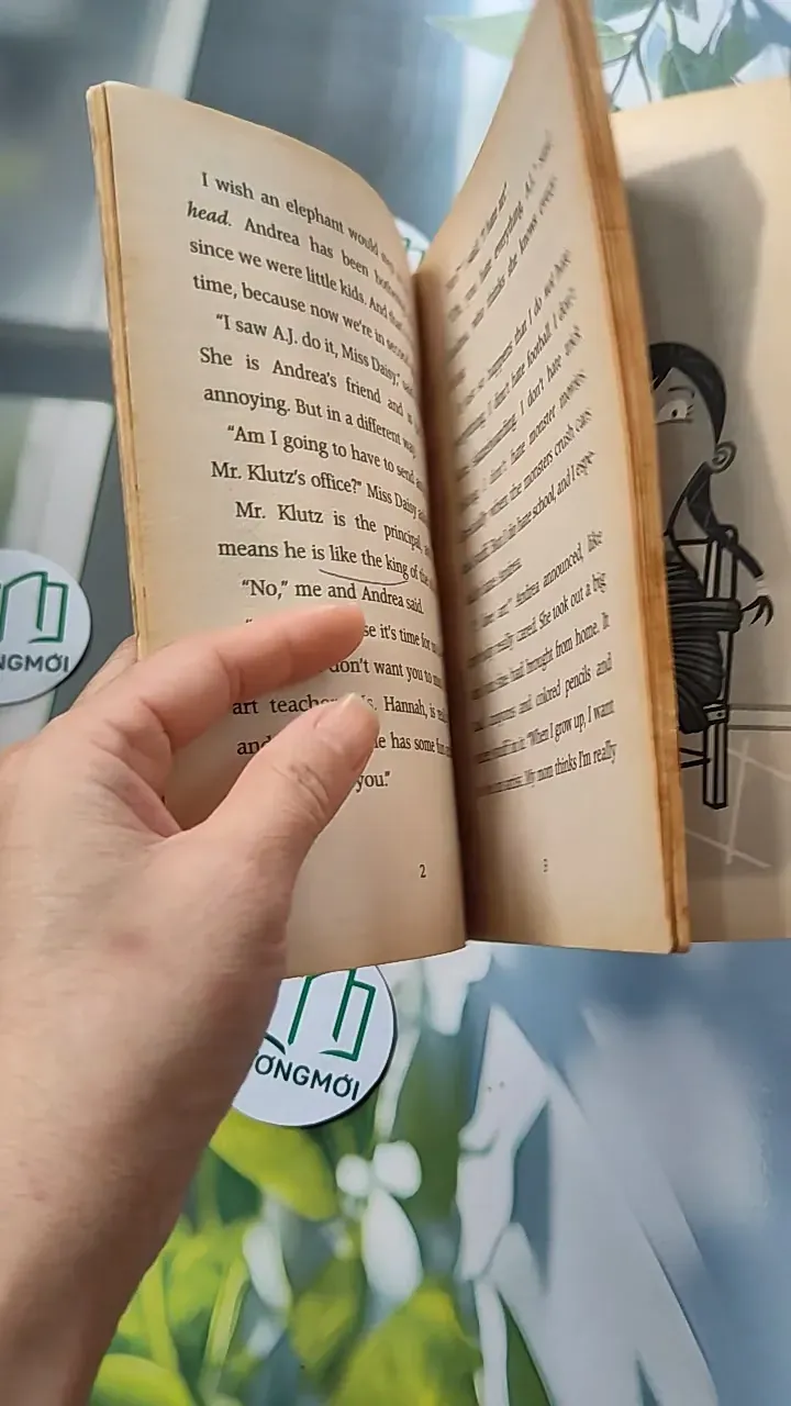 Ms. Hannah Is Bananas! - Dan Gutman 754430