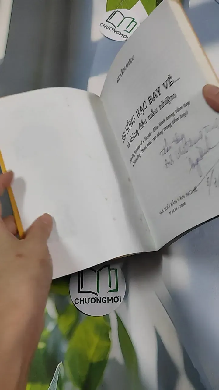 Khi hồng hạc bay về... và những điều mầu nhiệm - Ni sư Huyền Diệu 776205