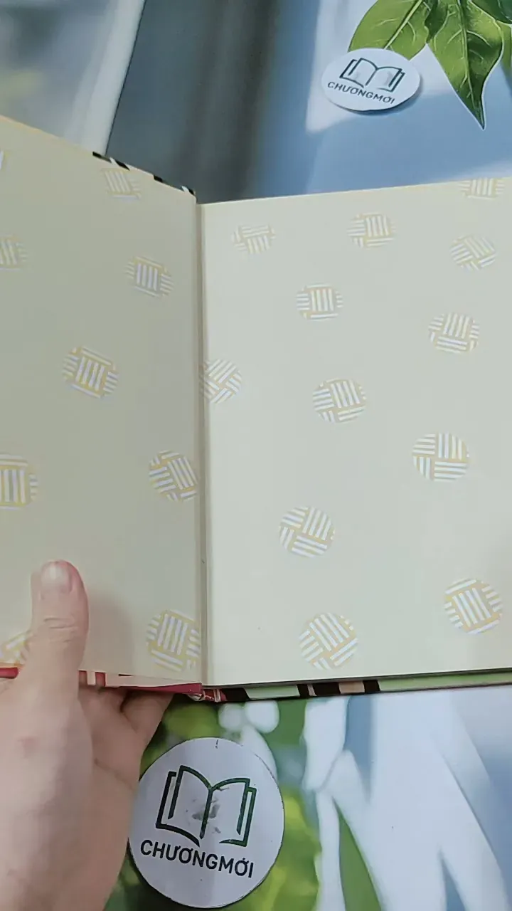 [Tặng nẹp góc] Truyện thiếu nhi Hàn Quốc: Moyamo Anu 57 -  모야모 아누와: 허풍쟁이 거미 아난시의 흔들 모자 춤; 732062