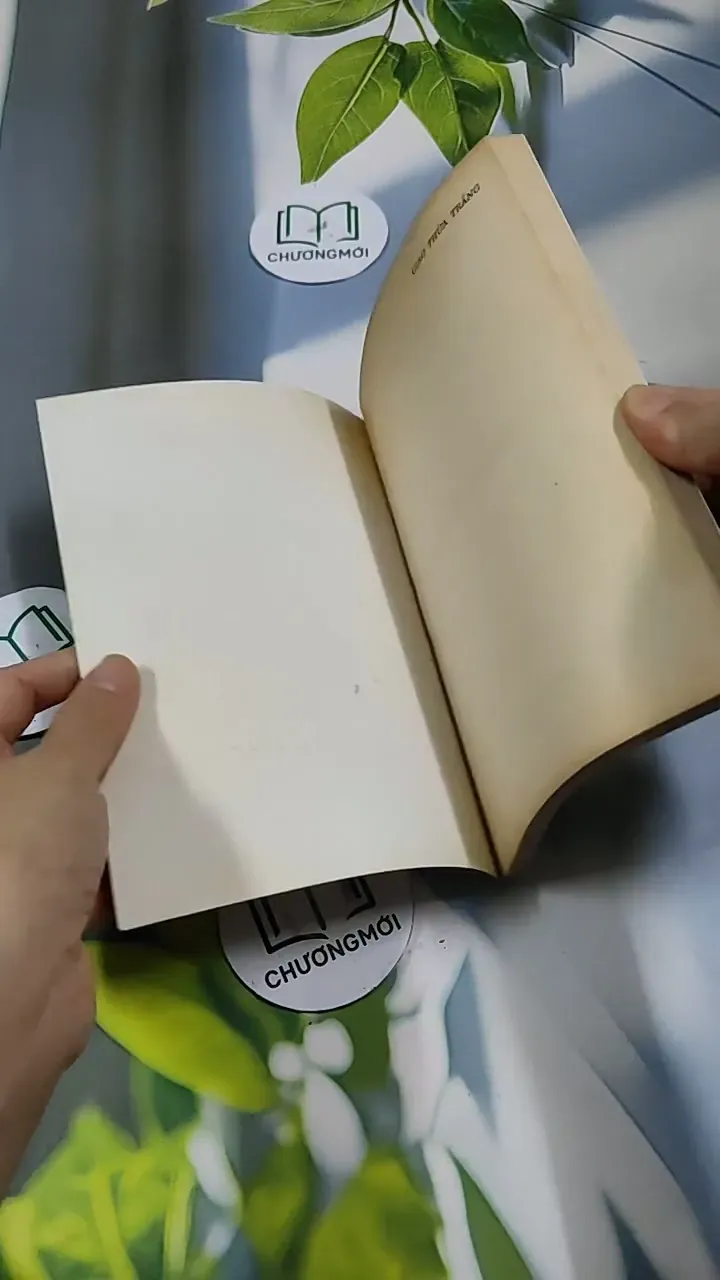 Giao Thừa Trắng - Nguyễn Quang Thân 713887