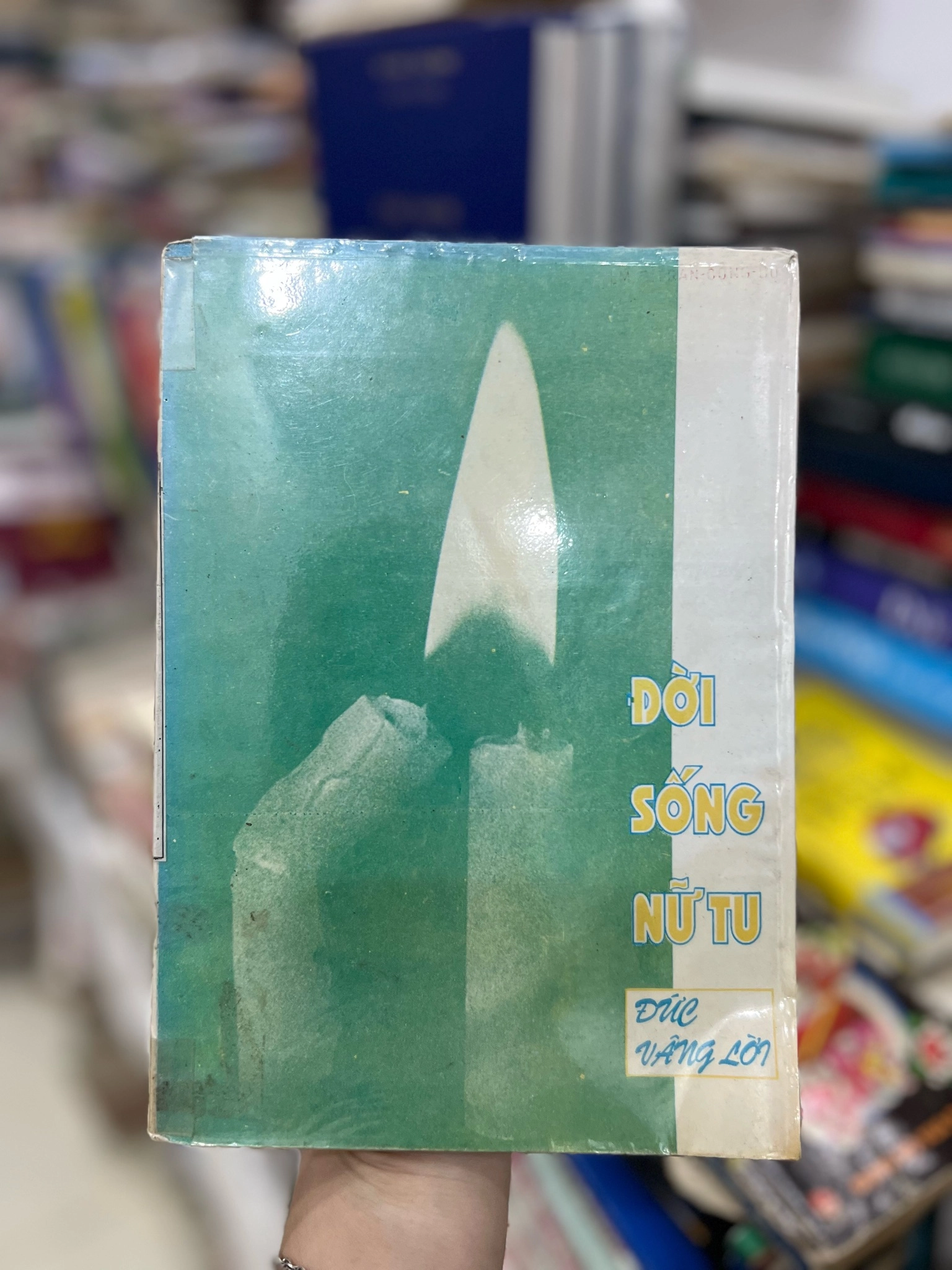 Đời sống nữ tu - đức vâng lời by Khuyết Danh - Sách Book Cover - Ngọc Hiển Books