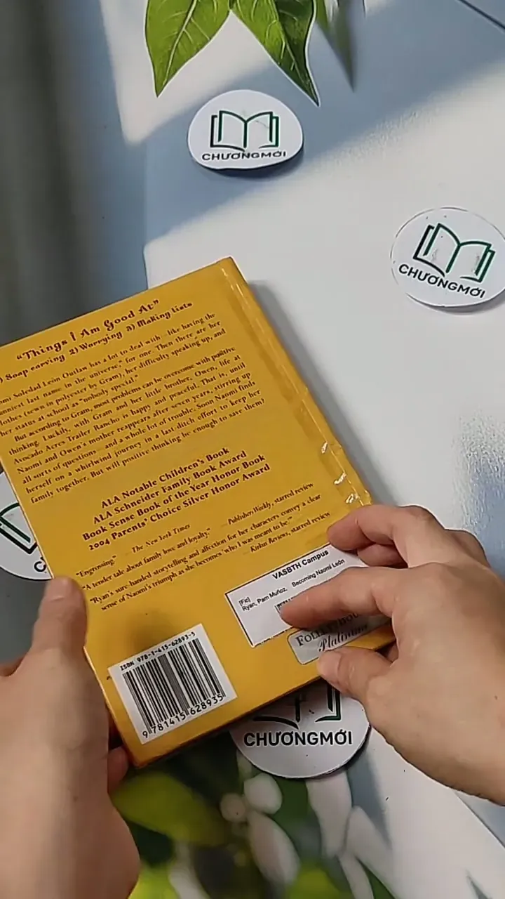 [MIỄN PHÍ BỌC SÁCH] Becoming Naomi León - Pam Muñoz Ryan 703092