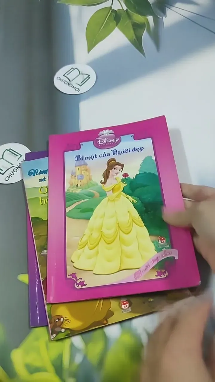 Combo Truyện Màu Cổ Tích Walt Disney: Bạch Tuyết Và Bảy Chú Lùn, Bí Mật Của Người Đẹp 715657