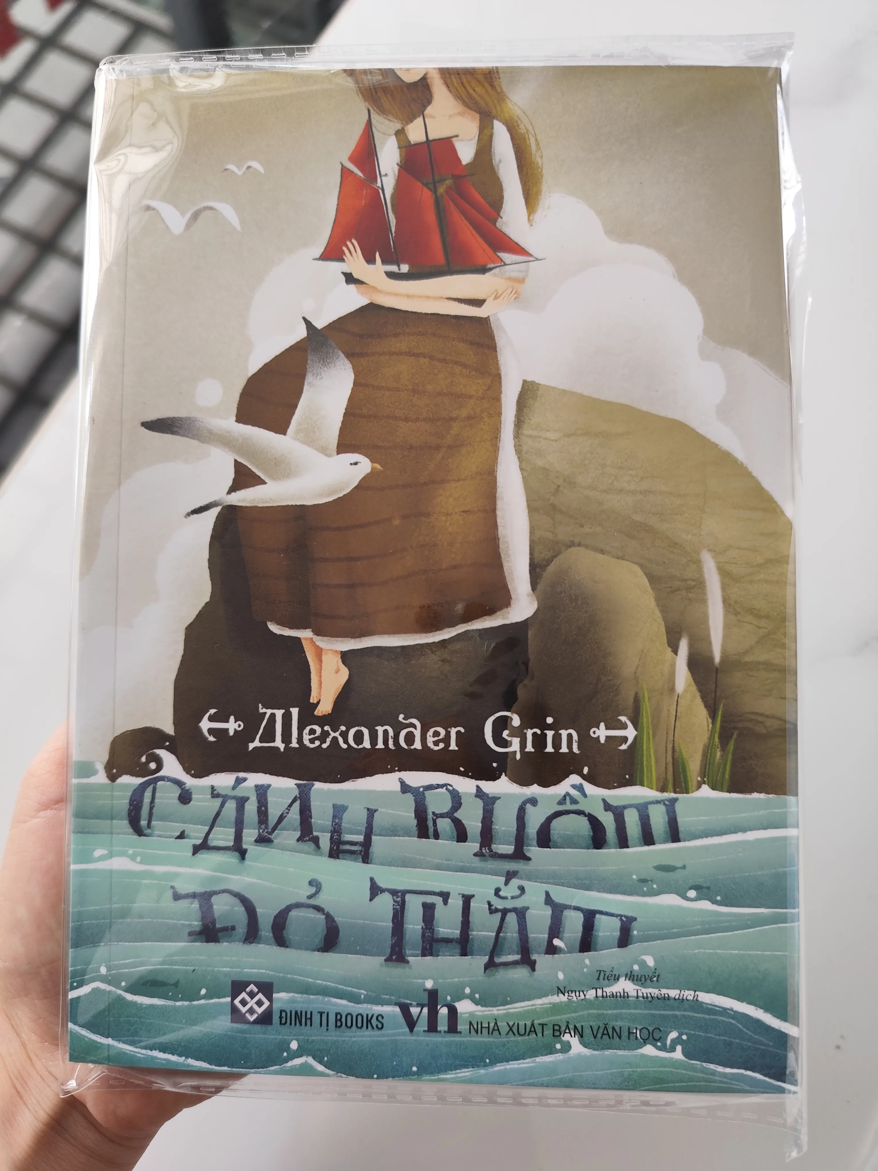Alexander Grin - Cánh buồm đỏ thắm by  - Sách Book Cover - Ngọc Hiển Books