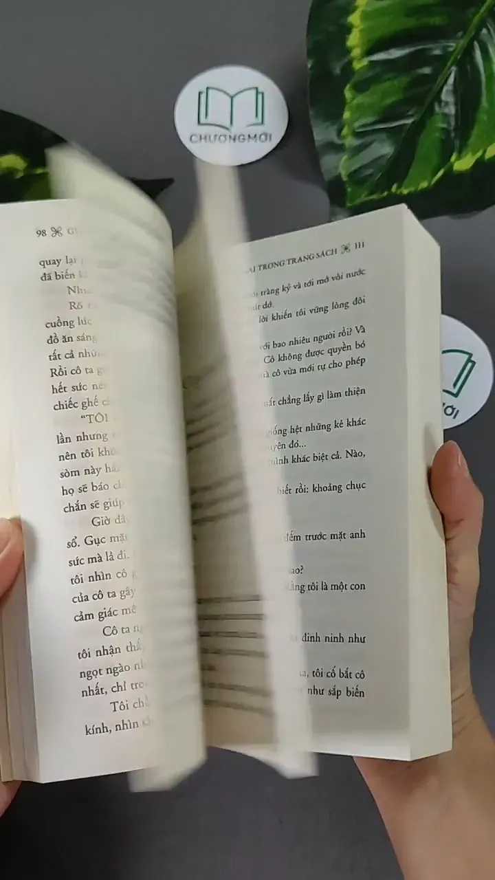 Cô Gái Trong Trang Sách - Guillaume Musso 604624