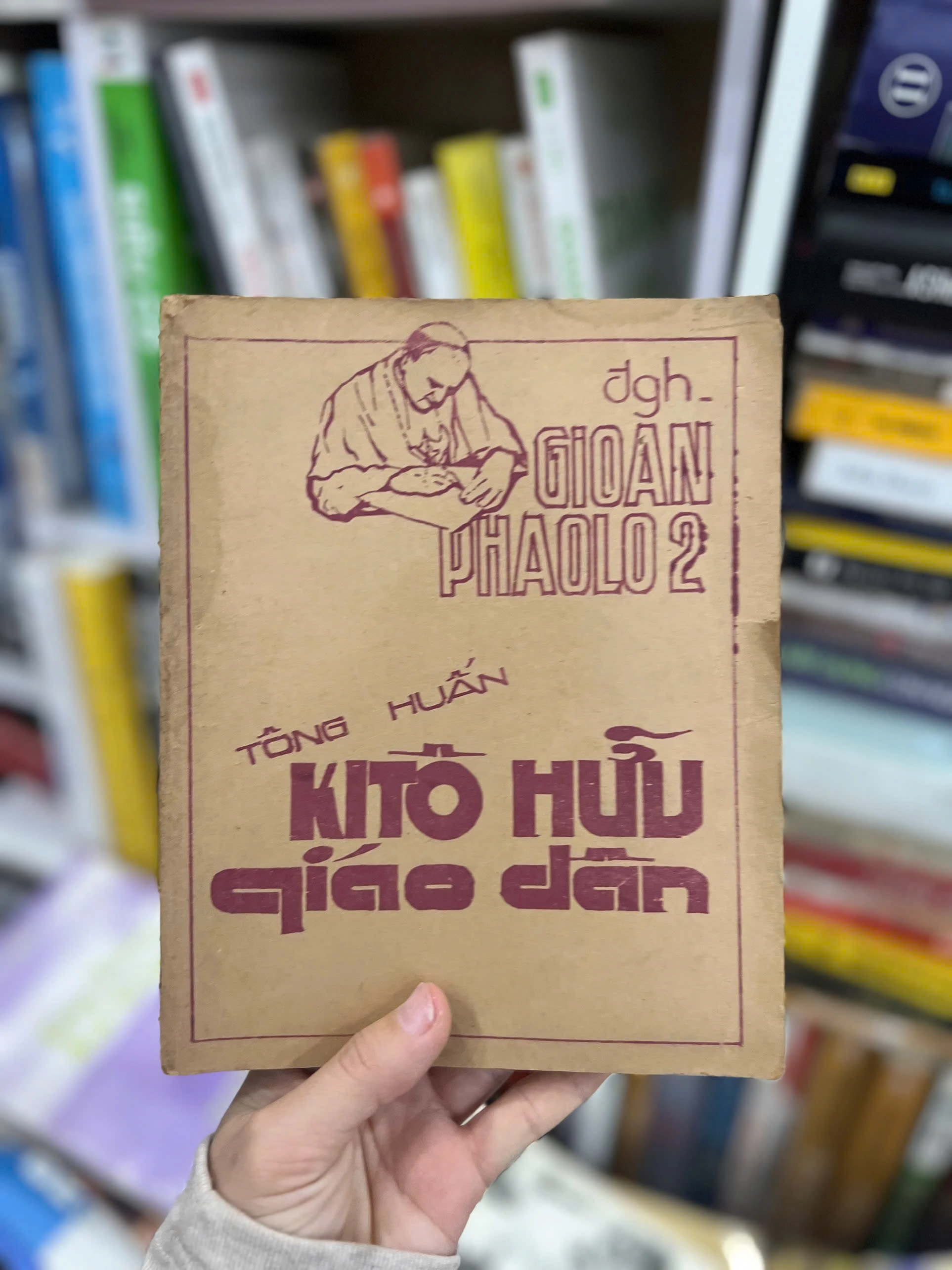 Tông Huấn KiTô Hữu Giáo Dân by Đức Giáo Hoàng Gioan Phaolô II - Sách Book Cover - Ngọc Hiển Books