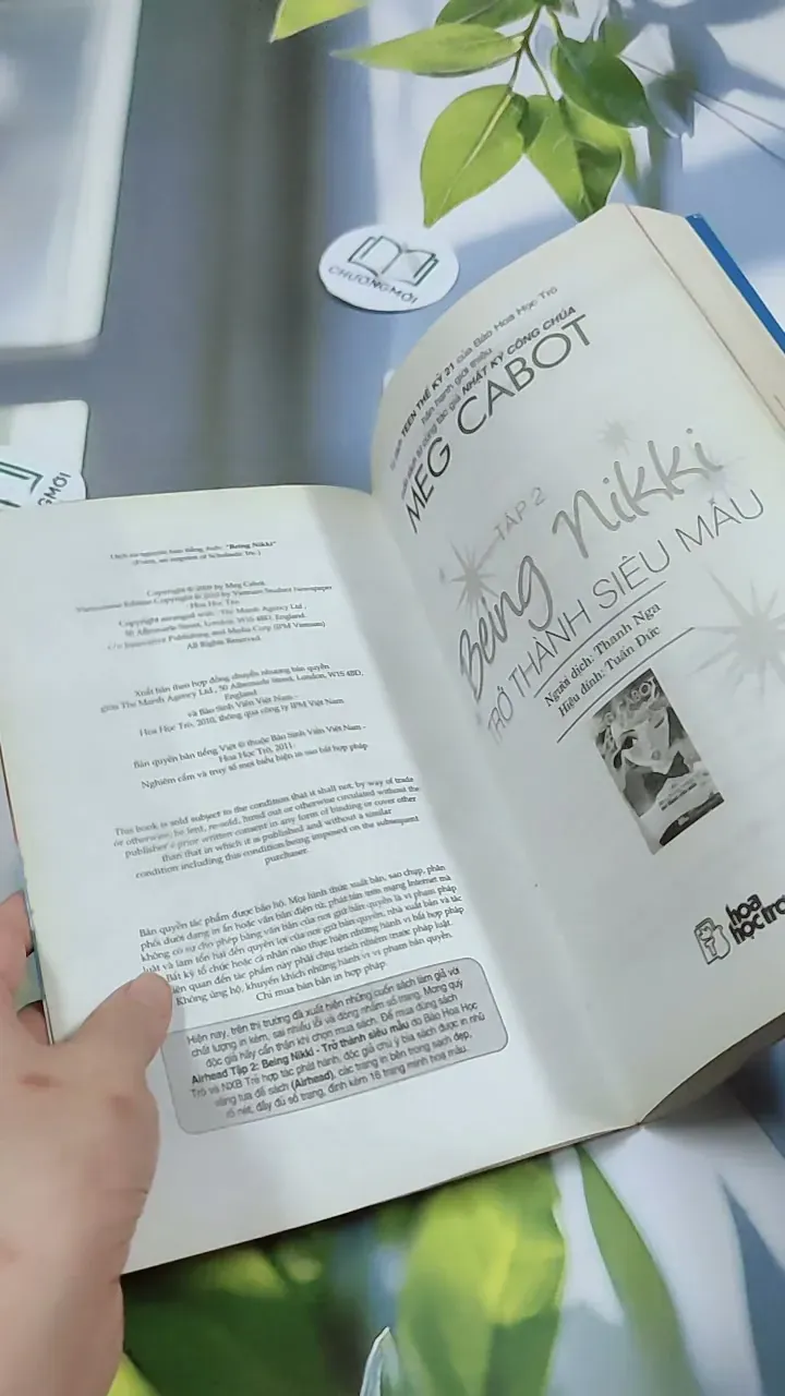 Airhead 2: Being Nikki Trở Thành Siêu Mẫu - Meg Cabot 744772