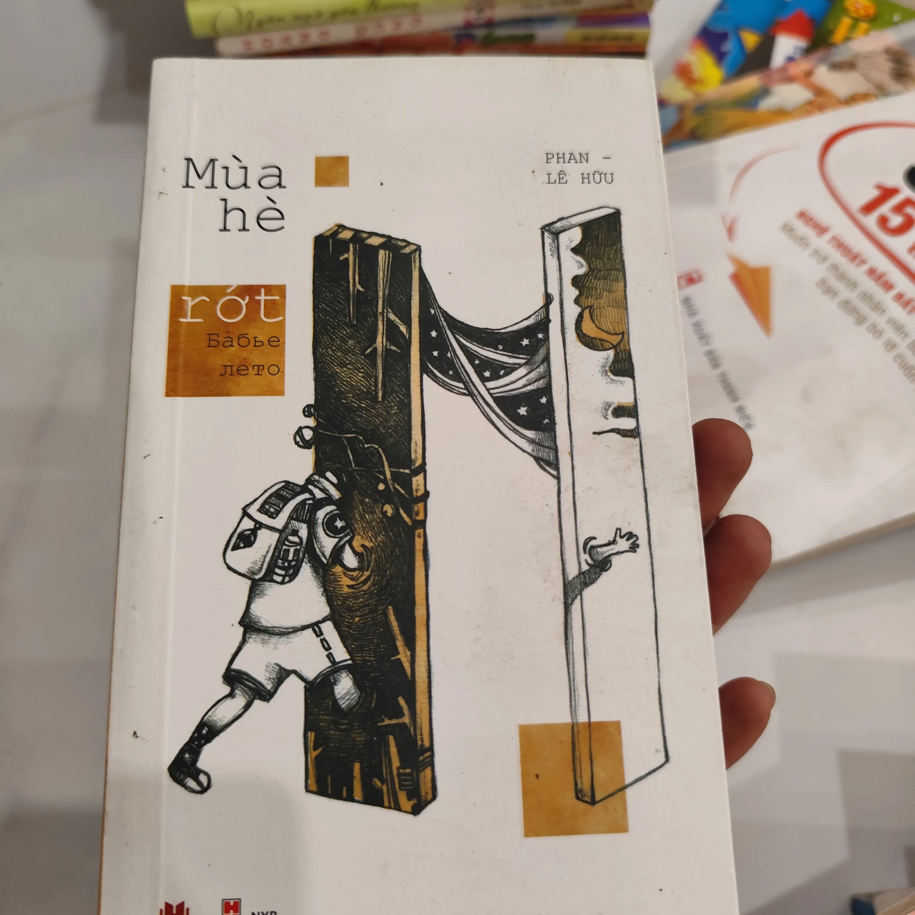 Mùa hè rớt by  - Sách Book Cover - Ngọc Hiển Books