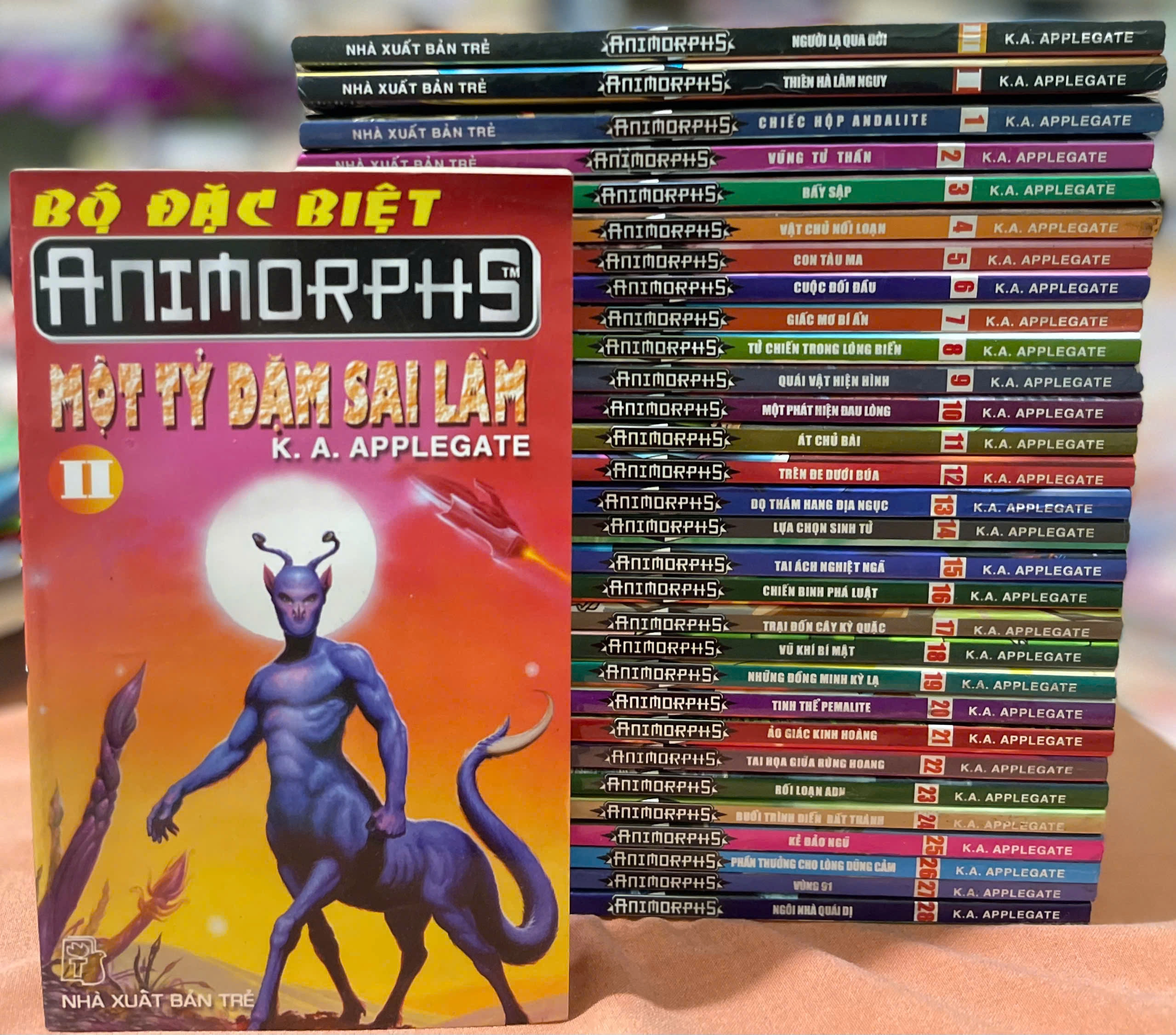 Animorphs Tập 1-28 và 1-3 (Bộ đặc biệt) by K. A. Applegate - Sách Book Cover - Ngọc Hiển Books