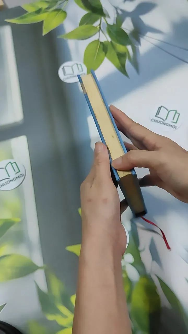 Người Lớn Cô Đơn - Phan Ý Yên 750832