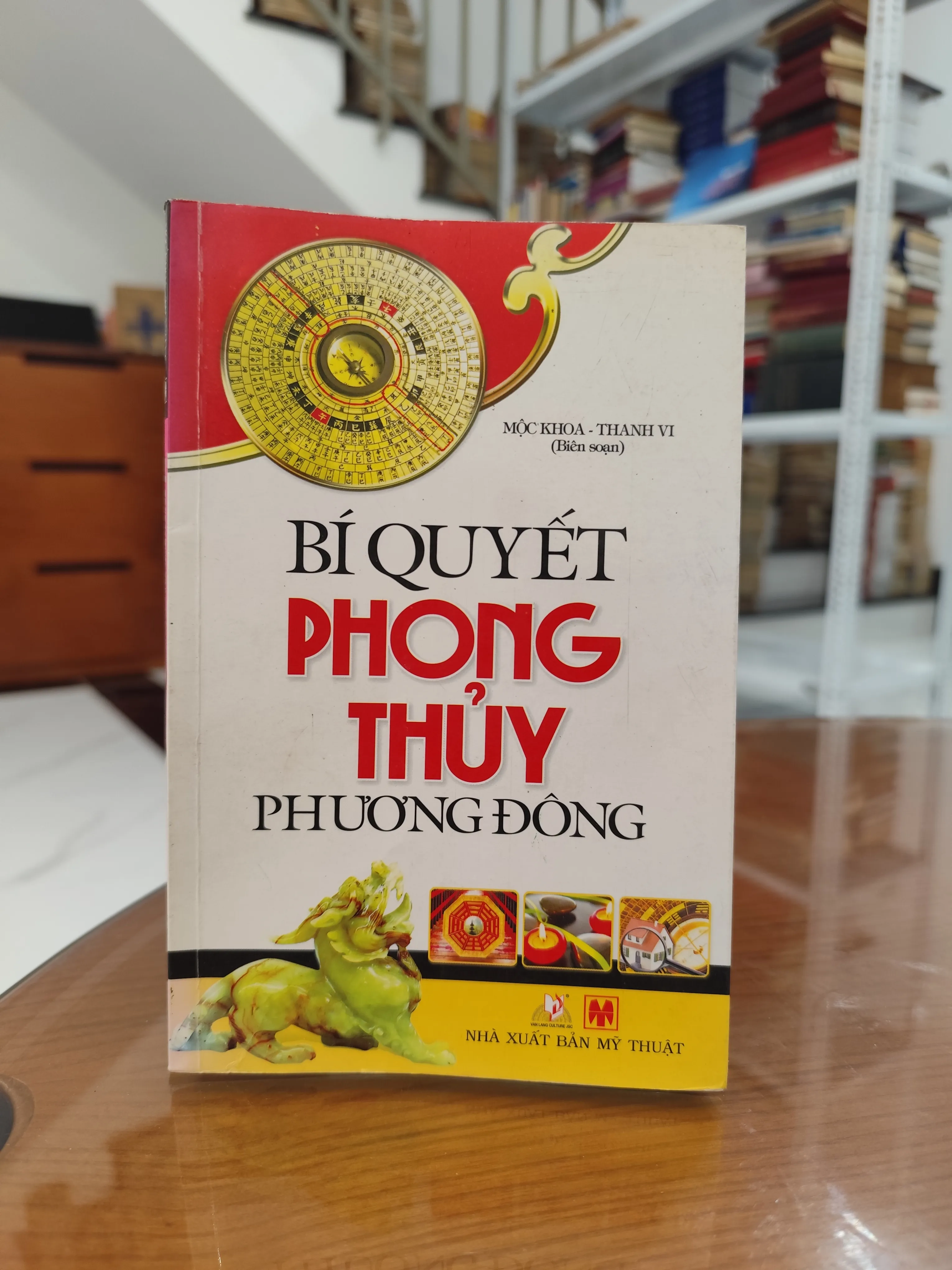 Bí quyết phong thủy phương Đông by  - Sách Book Cover - Ngọc Hiển Books