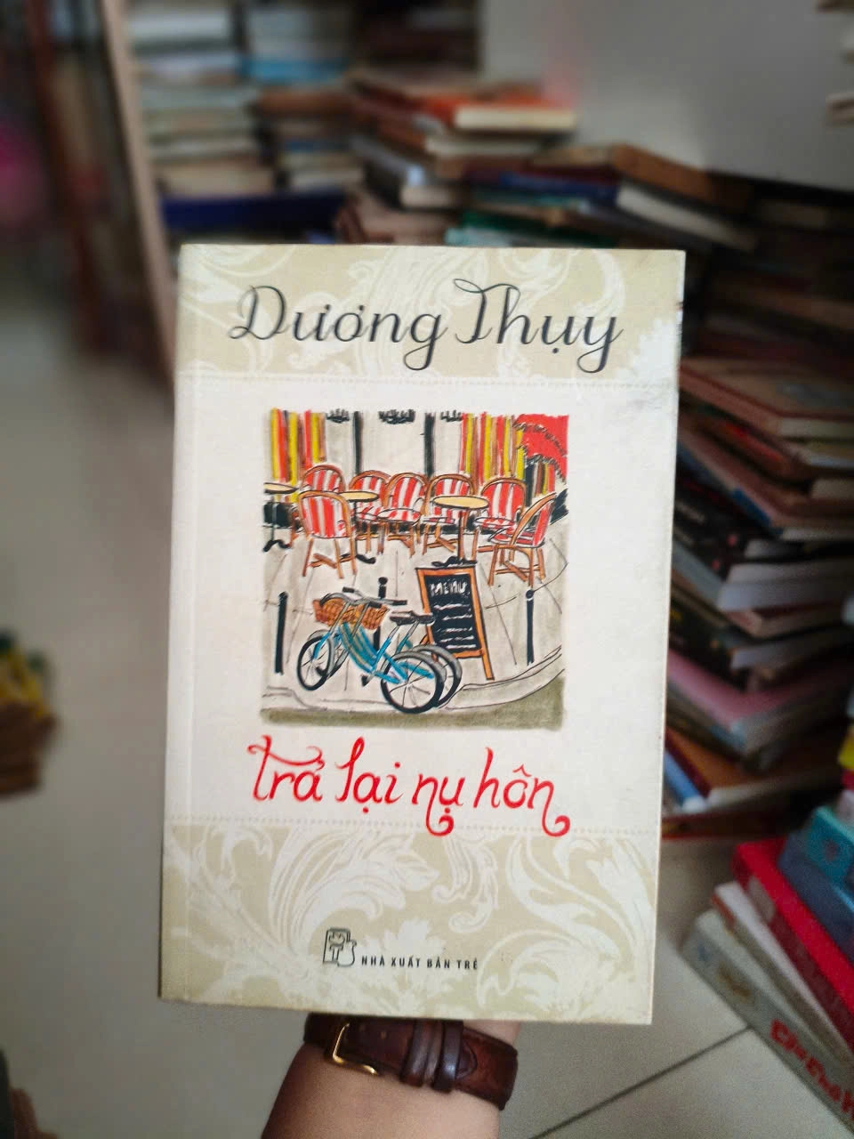 Trả Lại Nụ Hôn - Dương Thụy by  - Sách Book Cover - Ngọc Hiển Books