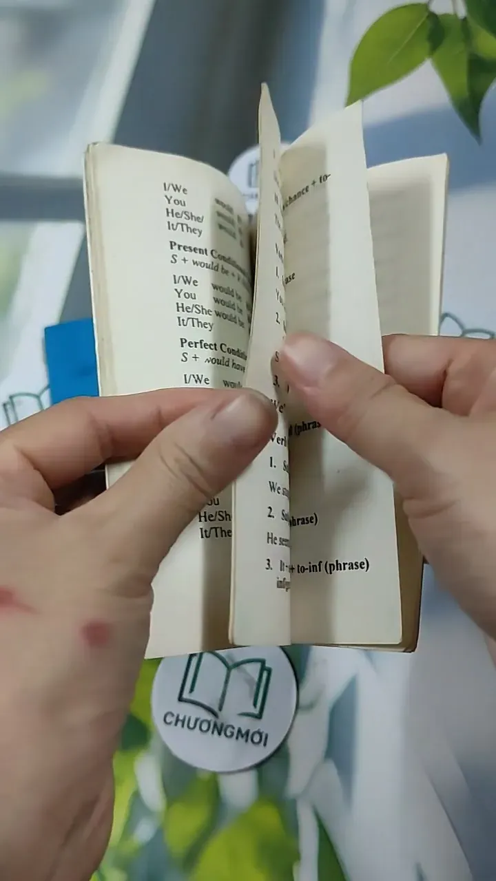 Combo Sổ Tay: Chính Tả Văn Phạm Tiếng Anh, Động Từ Bất Quy Tắc (Sách Bỏ Túi) 727303