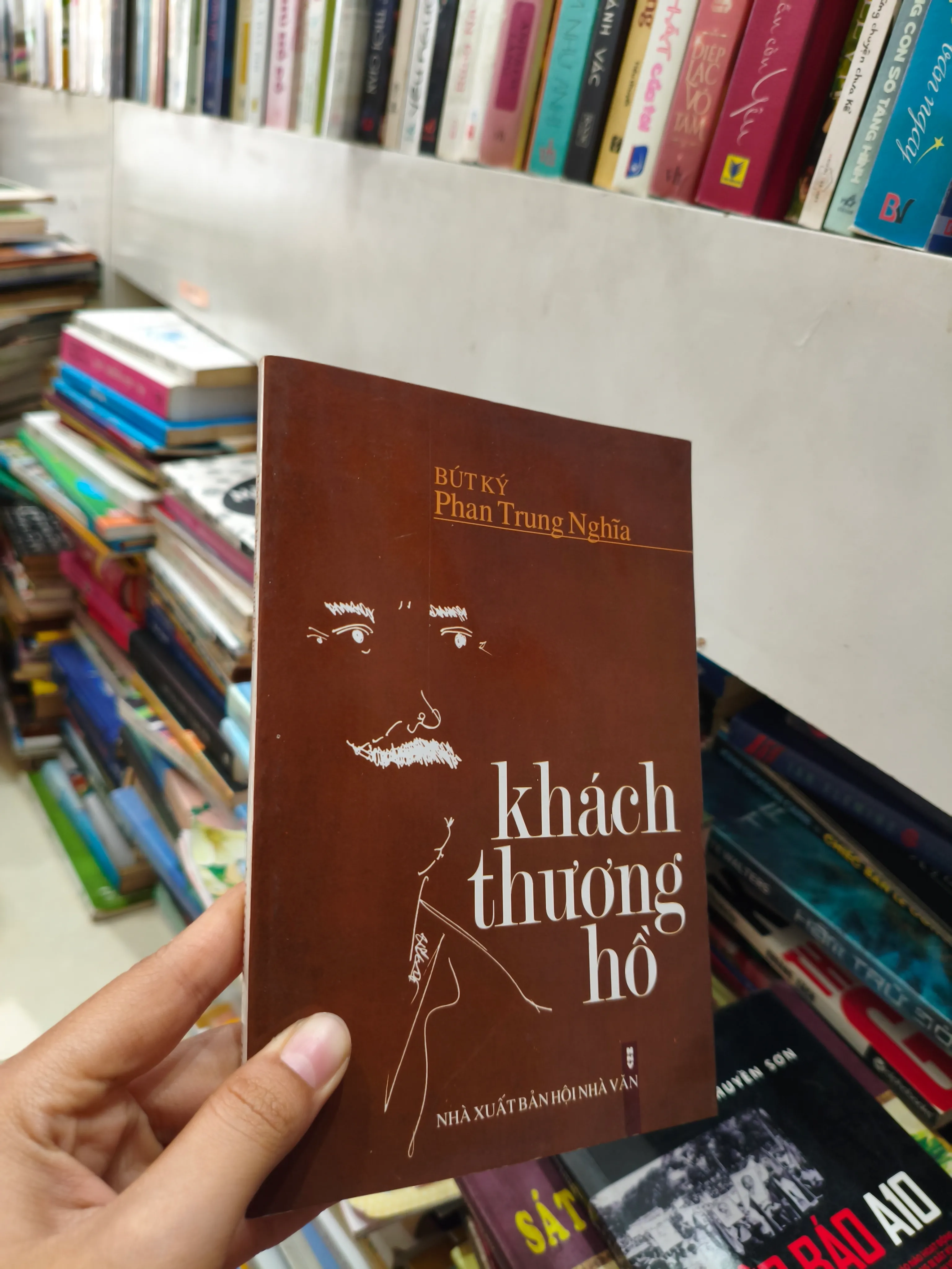Khách thương hồ 🌱 by  - Sách Book Cover - Ngọc Hiển Books