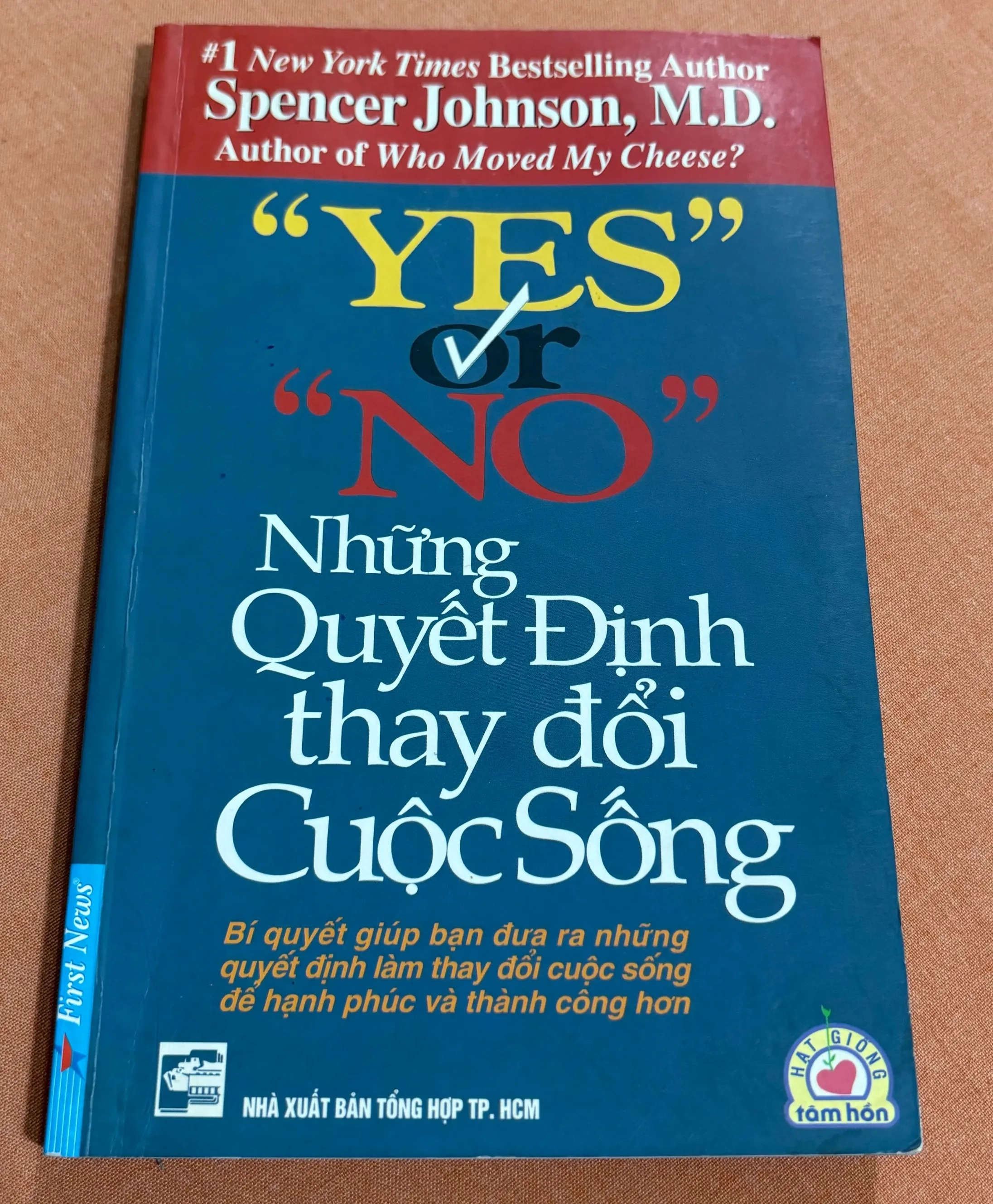 Yes or No Những quyết định thay đổi cuộc sống 🌊 by  - Sách Book Cover - Ngọc Hiển Books