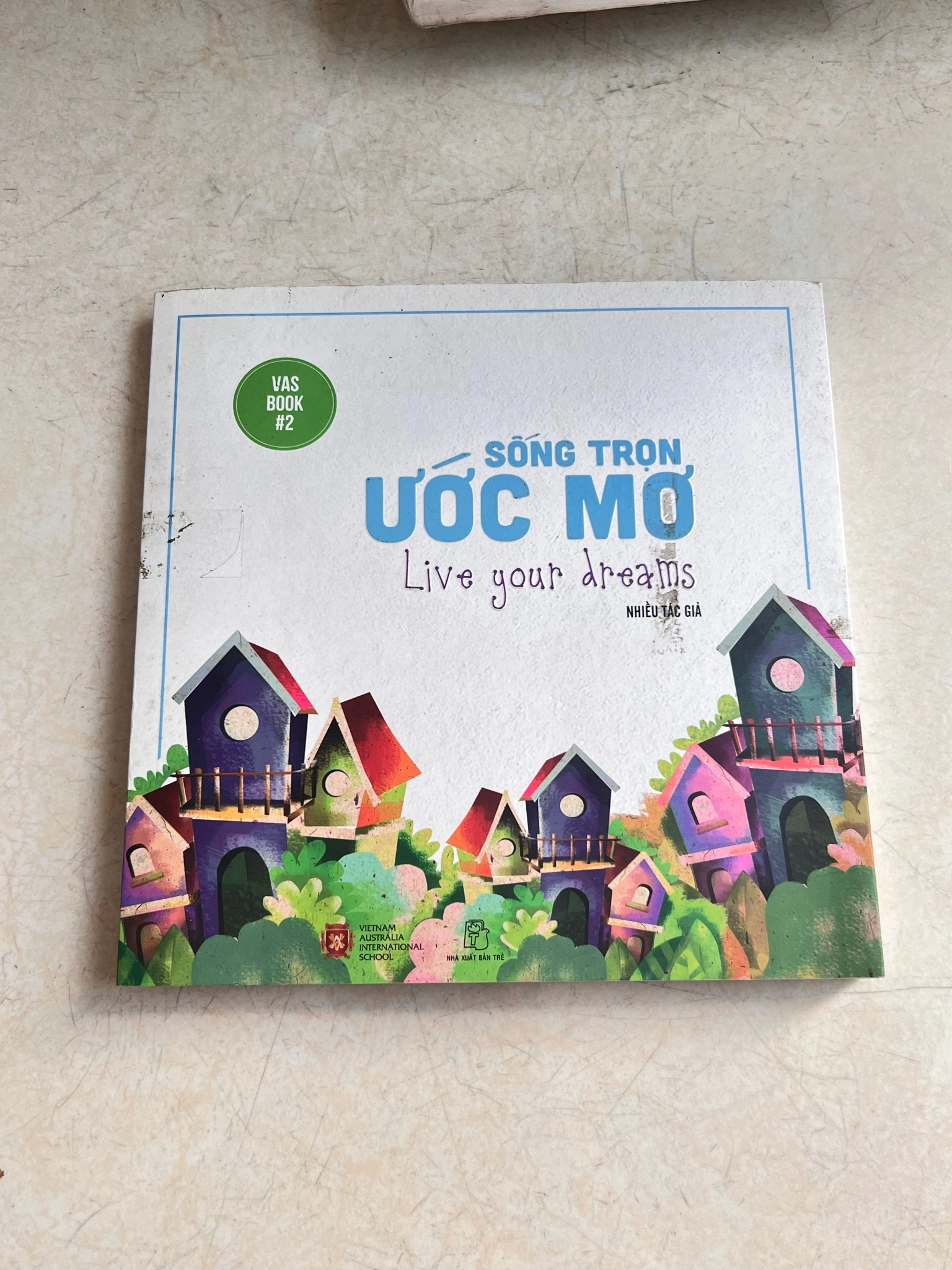 Sách song ngữ - sống trọn ước mơ by  - Sách Book Cover - Ngọc Hiển Books