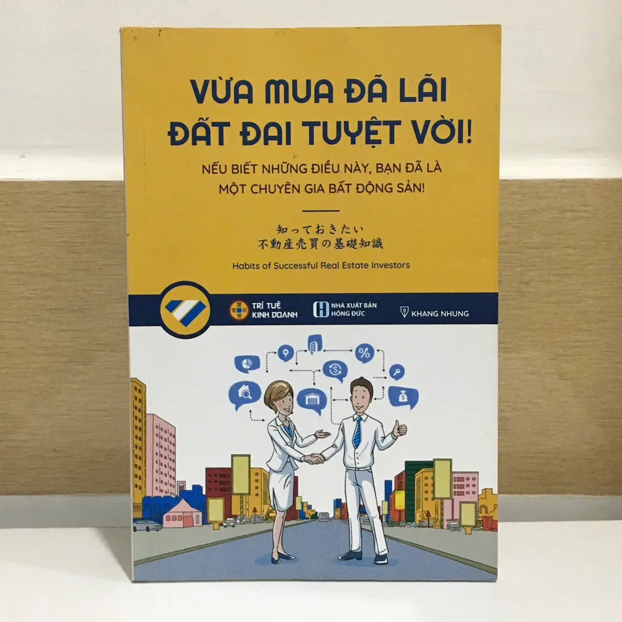 Vừa Mua Đã Lãi Đất Đai Tuyệt Vời by Khang Nhung - Sách Book Cover - Ngọc Hiển Books