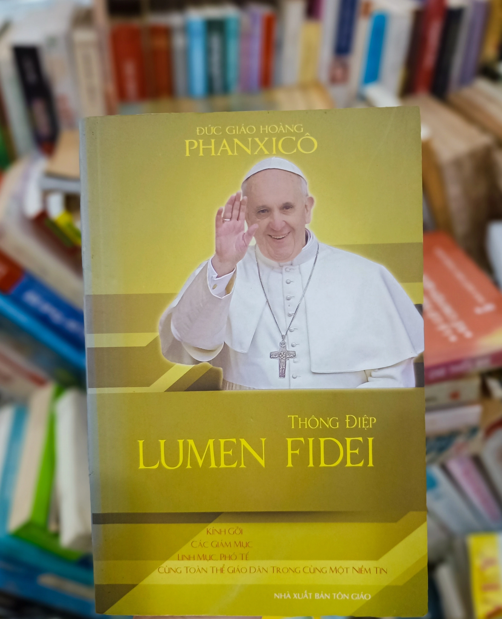 Thông điệp Lumen Fidei - ĐGH Phanxicô 🌻 by Đức Giáo Hoàng Phanxicô - Sách Book Cover - Ngọc Hiển Books