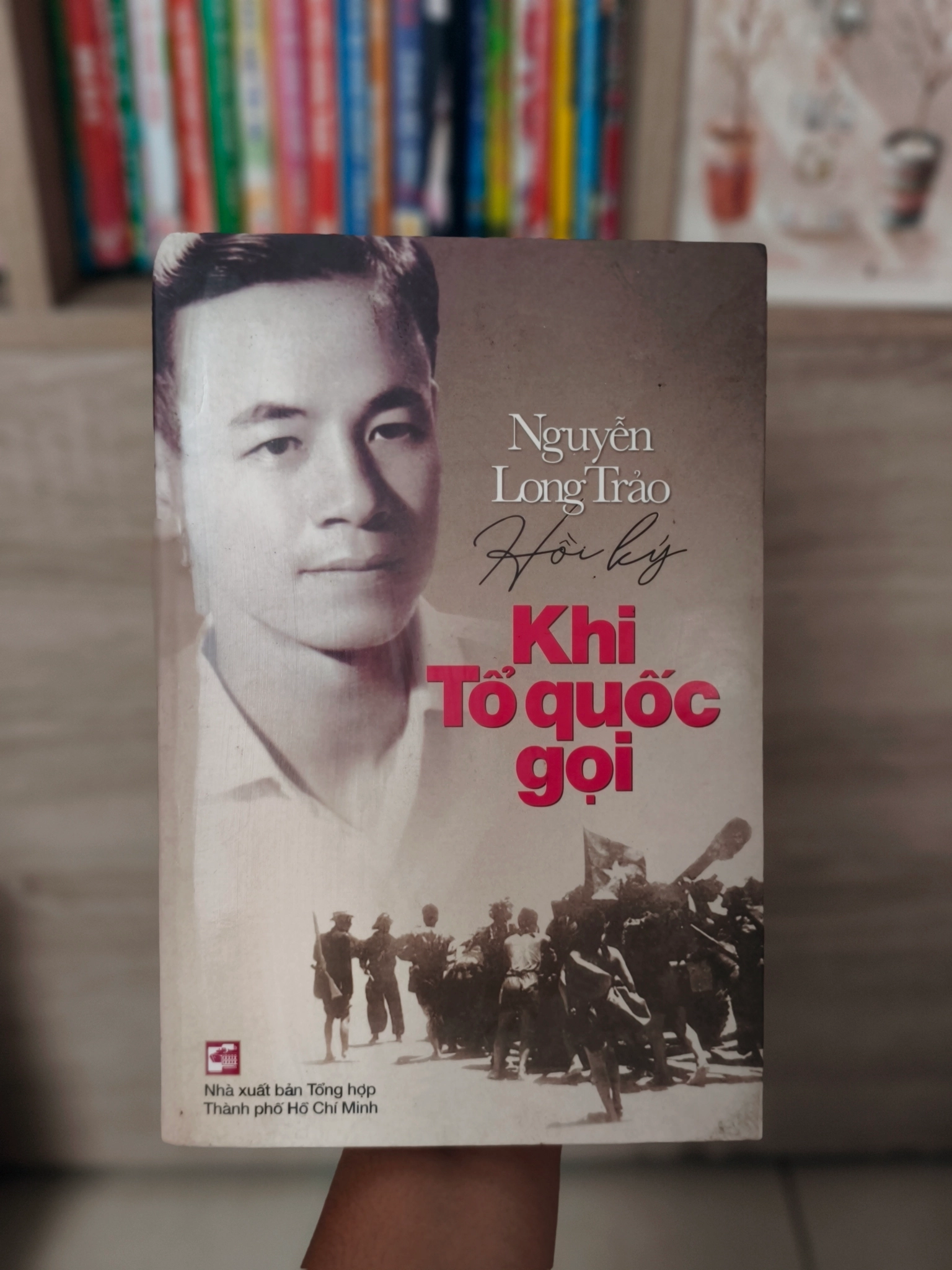Khi tổ quốc gọi 🌱 by  - Sách Book Cover - Ngọc Hiển Books