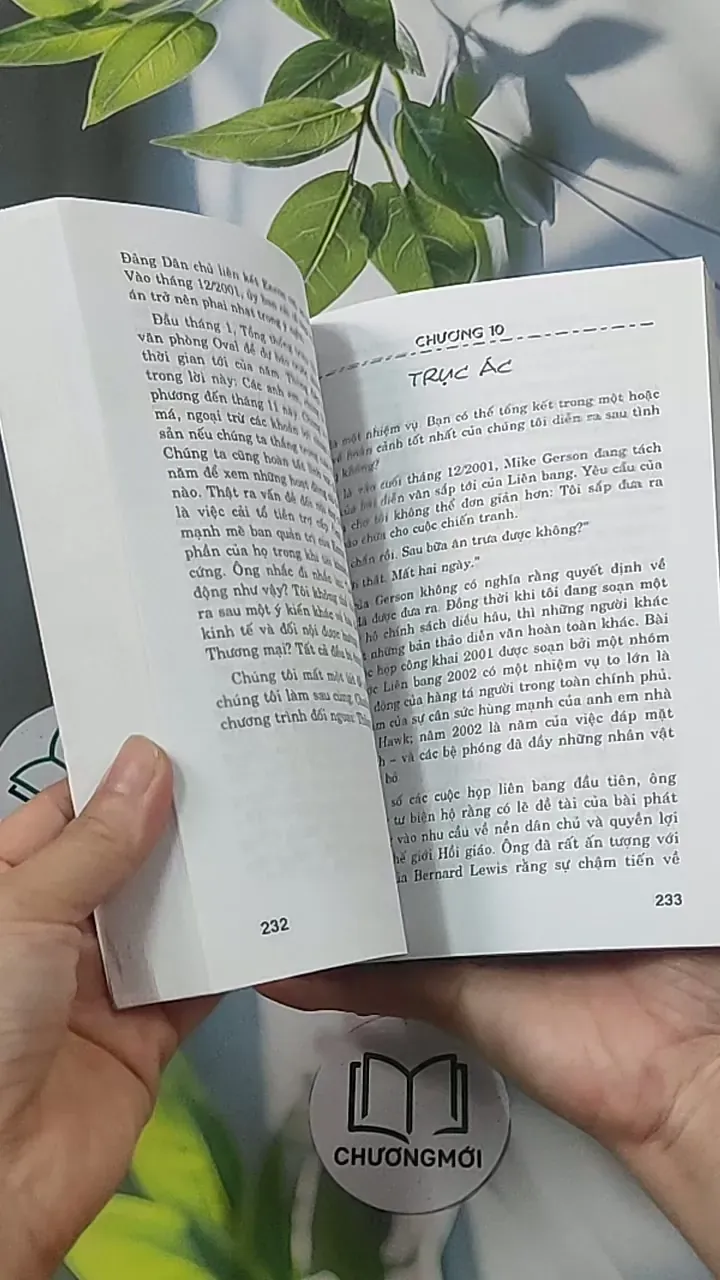 Nhân vật chính: Sự thật về Tổng thống Bush bên trong Nhà Trắng - David Frum 688540