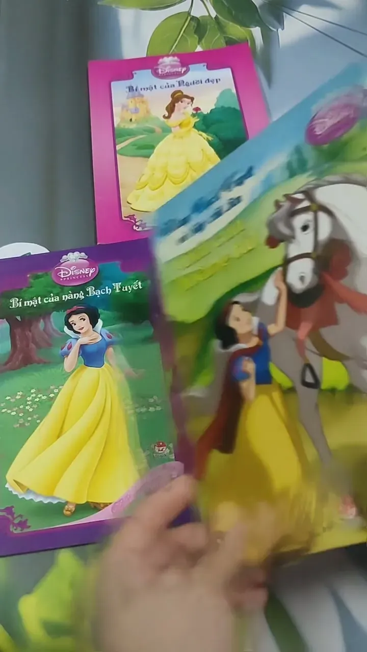 Combo Truyện Màu Cổ Tích Walt Disney: Bạch Tuyết Và Bảy Chú Lùn, Bí Mật Của Người Đẹp 715657